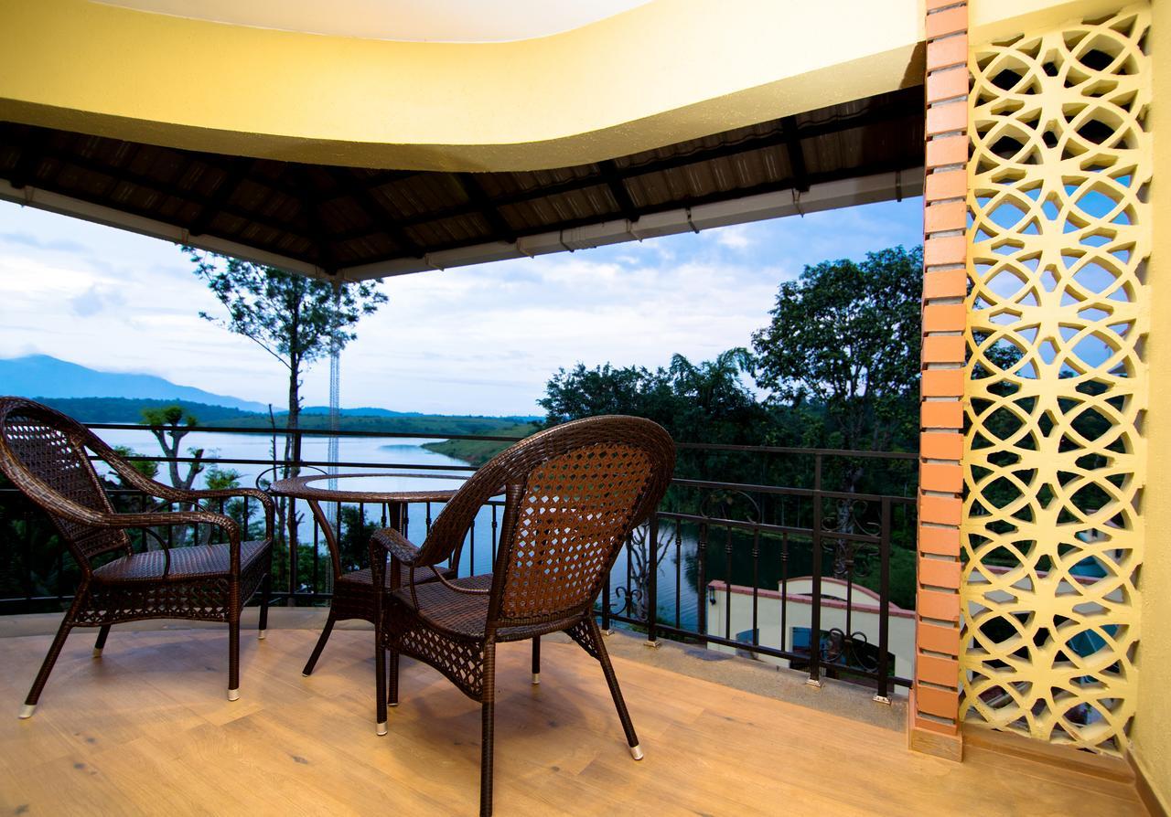 Vista Del Lago Ambalavayal Luaran gambar