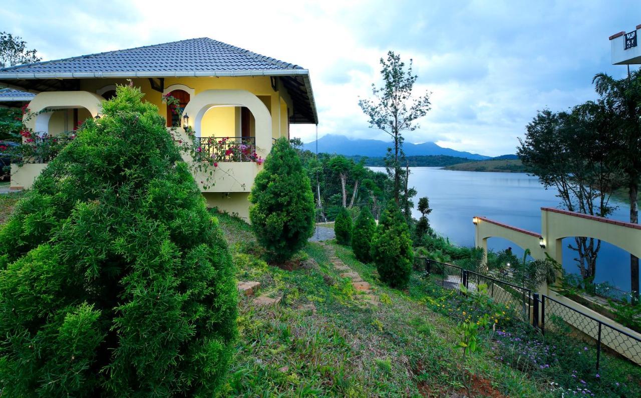 Vista Del Lago Ambalavayal Luaran gambar